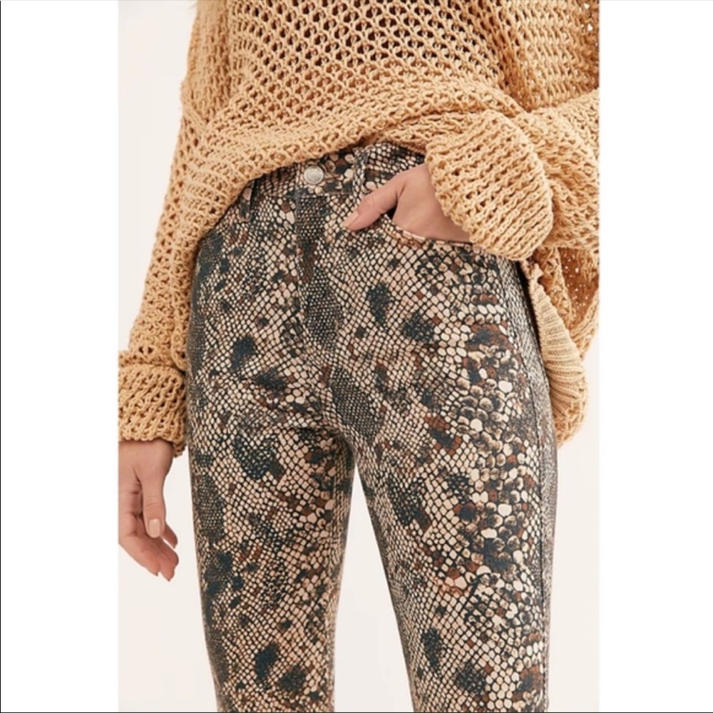 Free People High Rise Jeggings Two Faced Snakeskin - Picture 3 of 13